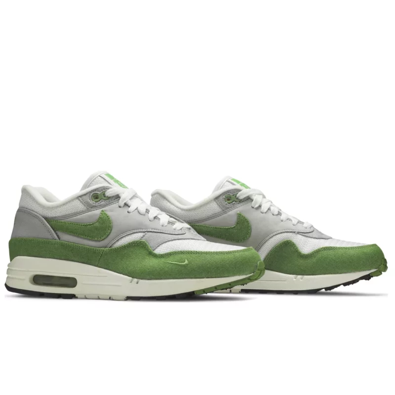 nike-air-max-patta-chlorophyl-oversized-1